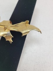 Large Goldtone Enamel Leaf Brooch Pin 3.5 Inches Long