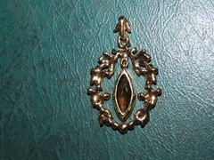 CAROL LEE PENDANT GOLD TONE RHINESTONES Vtg 2″