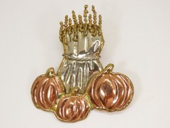 Autumn Fall Brooch Pins Lot Enamel Leaves Corn Stalk Pumpkin Wreath VTG D2804