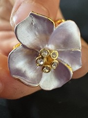 VINTAGE CLIP ON EARINGS PURPLE FLOWERS