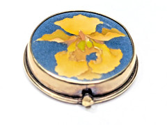 VTG Blue Cloisonne Yellow Iris Flower Pendant Enamel 22kt & 8kt Gold & Sterling