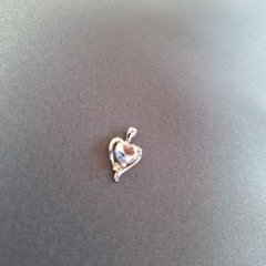 Vintage Uncas 10K White Gold Heart Pendant – Iridescent Aurora Borealis Crystal
