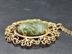 Vintage Van Dell Carved Jade Gold Filled Pendant Necklace