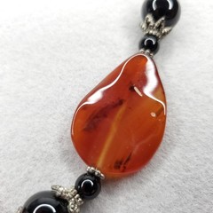 Polished Agate Beaded Necklace Rust Orange Black Toggle Boho 16″