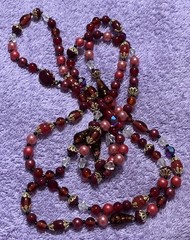 Vintage JAPAN 1940’s Garnet On push in Clasp pearls, beaded 58in long