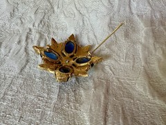VTG Jomaz Gold Tone Oval Faux Lapis Stones And Pave Rhinestones Starburst Brooch