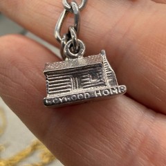 Vintage Charm Bracelet Silver Tone 5 Charms Log Cabin Horse Buggy Museum