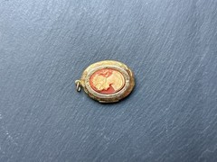 Vintage Cameo Locket Pendant Oval Gold Tone Ivory