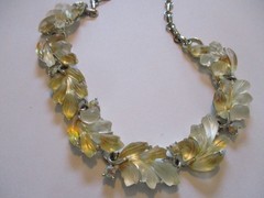 Signed Lisner Lucite/Plastic Leaf Necklace