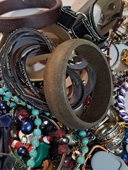 Vintage to Modern Large Lot of Mixed Unsorted Jewelry 7 Pounds
