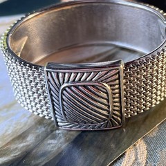 Vtg Brutalist Silvertone Hinged Cuff Bracelet -Textured – Modernist – Size 6.75”