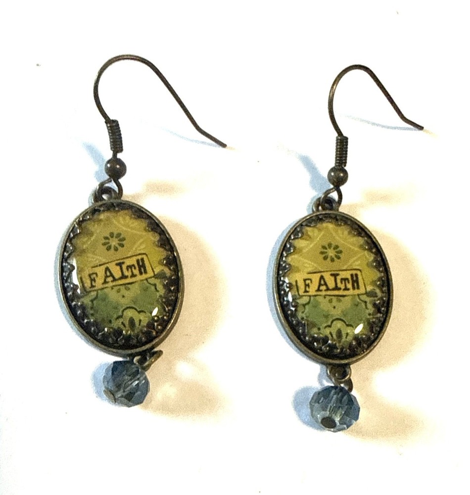 Vintage AAI “fAitH” Style Copper Tone Oval French Wire Earrings w/Rhinestone