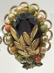 Exquisite Vintage Necklace & Earrings. Peridot, Coral, & Peach Colors W/ Gold .