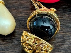 VTG Modern 80’s90’s Joan Rivers Gold Tone Chunky Costume Jewelry lot