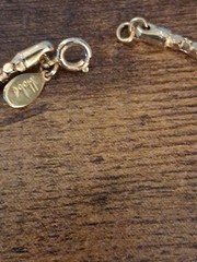 !!! Hobe Gold Tone Leaf Design Vintage Style Necklace Very Elegant !!!