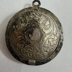 Antique Locket Floral Engrave Photo Pendant 1-3/4 Inch 14g German Silver