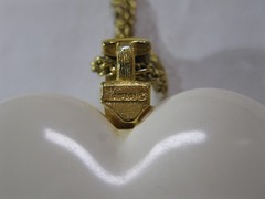 Vintage 70s Crown Trifari Cream / Off White Lucite Heart Gold Tone Necklace