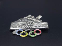 Vintage Garmisch Germany Ski Brooch Pin Lot Olympic Neuschwanstein 4pc