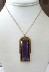 CZECH VINTAGE ART DECO FACETED PURPLE GLASS ENGRAVED PENDANT CHAIN NECKLACE