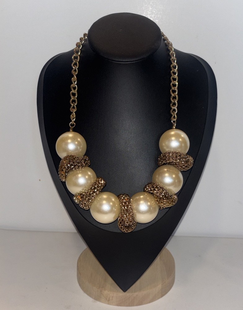 Vintage 80s Glam Chunky Runway Faux Pearl Gold Tone Mesh Snake Chain Necklace