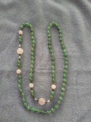 vintage white and green 32 inch jade necklace