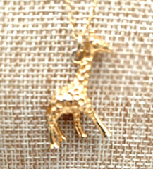 Vintage J Crew Gold Tone Fun Giraffe Pendant 26 In Necklace Endangered Species