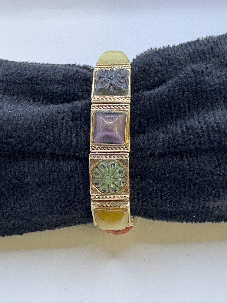 Vintage Gold Tone Carved Gemstone Panel Bracelet 7.5” Stretch