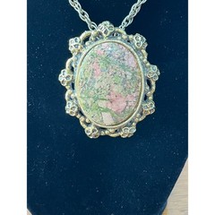 VTG Unakite Jasper Cabochon 2 in 1 Pendant Brooch Necklace Gold Tone Victorian