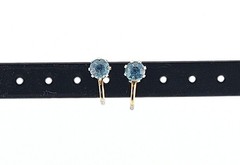 Gold Tone Screwback Earrings Light Blue Faceted Glass Stone J19-4315