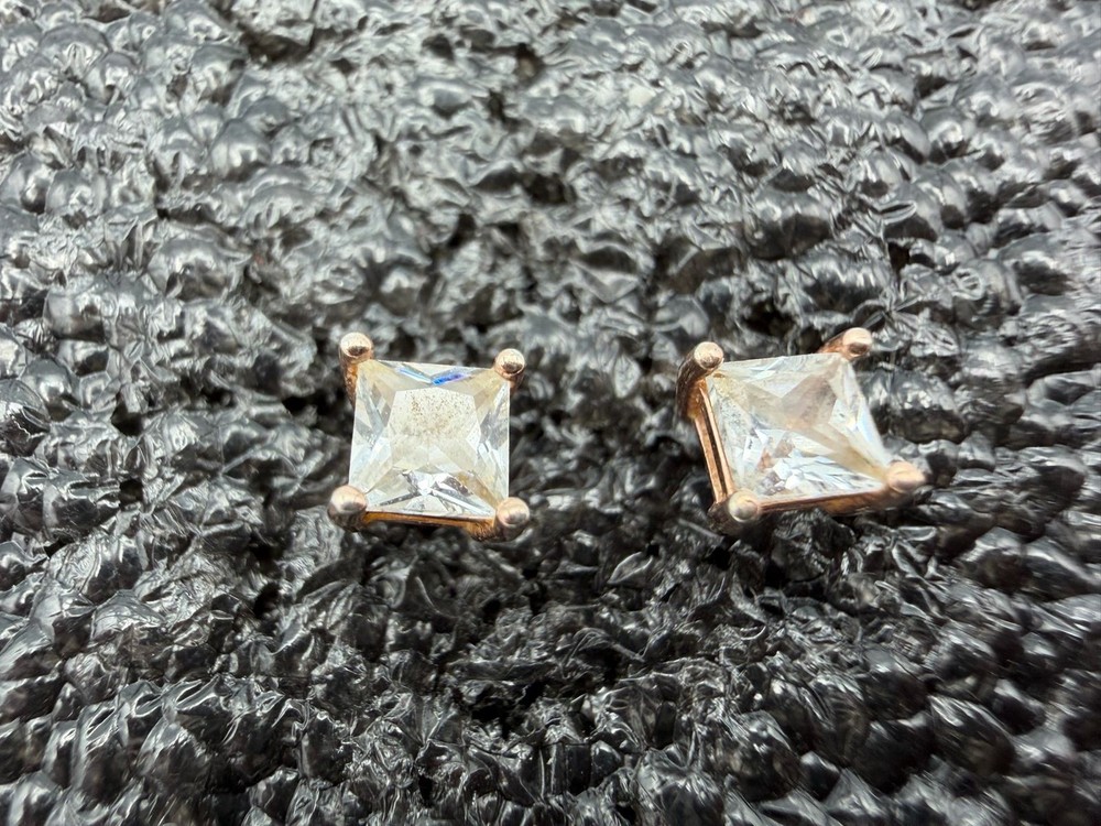 0.68g Vintage Sterling Silver 925 Square Clear Faceted Stud Earrings M