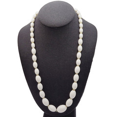 White w Gold Tone Graduated Acrylic Egg Shape Bead Professional Necklace 24 Inch