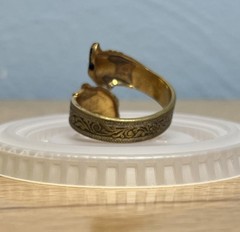 VTG Spain Damascene Metal Coiled Ring Double Eagle Head Scroll-work Golden-color