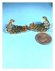 Avon Large Textured Dimensional Golden Flourish Hoop Pierced Earrings MIB 1990