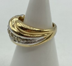 Vintage EDCO Ring Size 8 Gold Silver Tone Clear Rhinestone Band Cocktail
