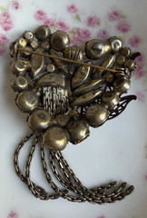 Vintage Glass Rhinestone Brooch Attributed To Alice Caviness (??) Unsigned