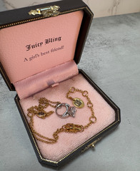 Vintage JUICY COUTURE Ring Pendant Necklace with Box & Splash Perfume from 2000s