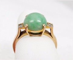 Vintage 14K Yellow Gold, Jade & Diamond Ring Size 6