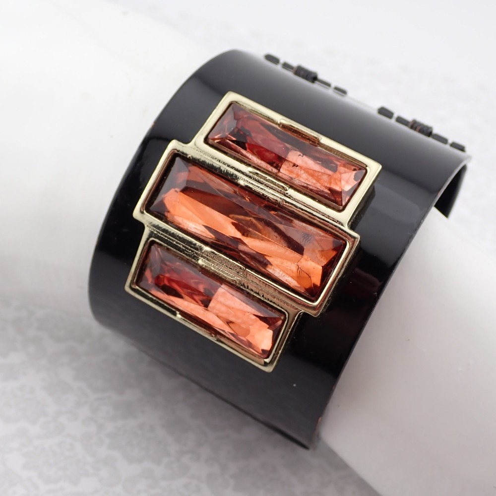 VTG 1980s Black Enamel 1 3/4″ Wide Pinkish Orange Jeweled 7.75″ Bangle Bracelet