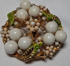 VTG Signed Selro Selini ? Brooch white no hole beads Green Enamel Some age #186