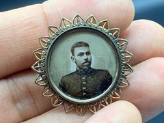Antique Gold Filled Mourning Soldier Officer Photo Pin Brooch Marked c.1920’s