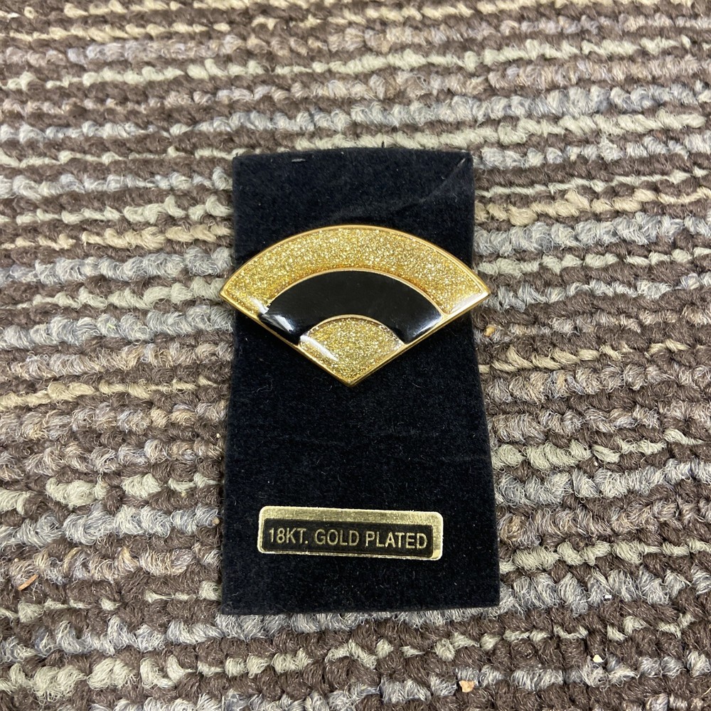 Pin Brooch 18KT Gold Plated Black and Gold Enamel Vintage