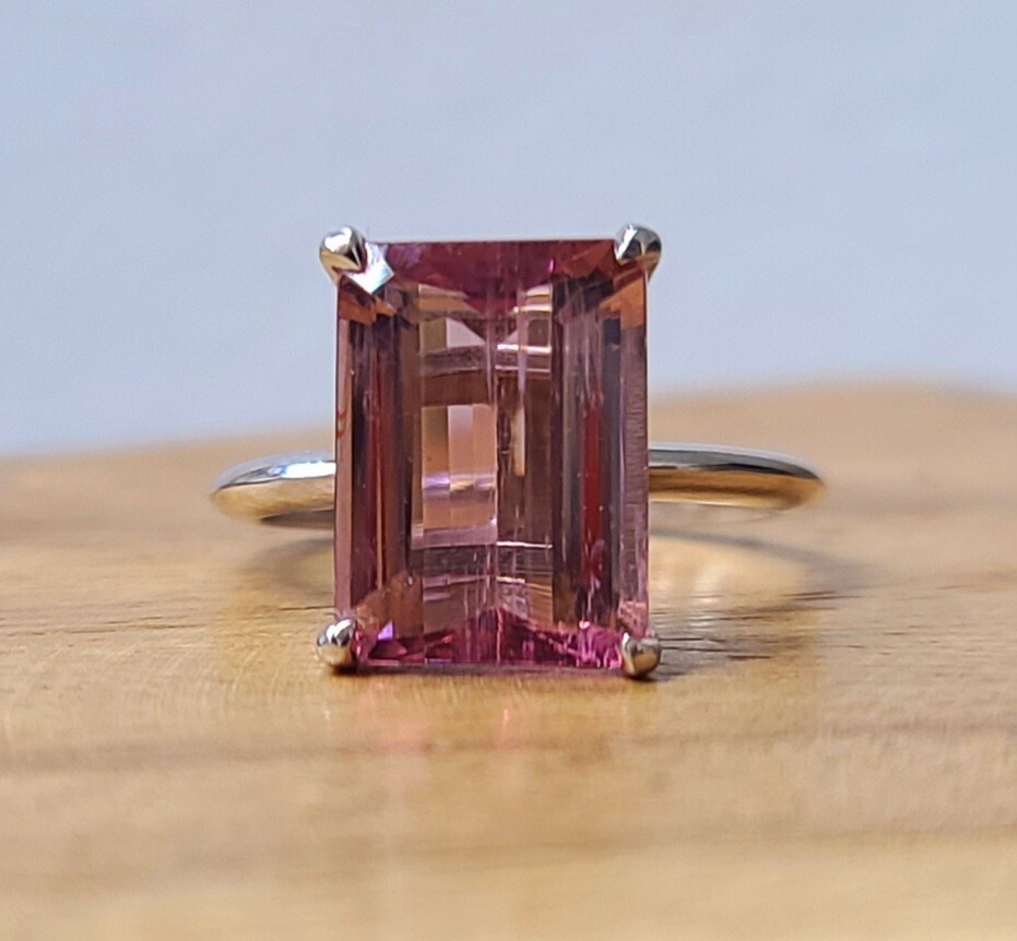 Vintage 14k white gold engagement ring 5.27ct. Natural Pink Tourmaline