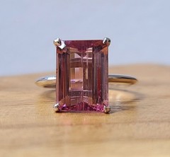 Vintage 14k white gold engagement ring 5.27ct. Natural Pink Tourmaline