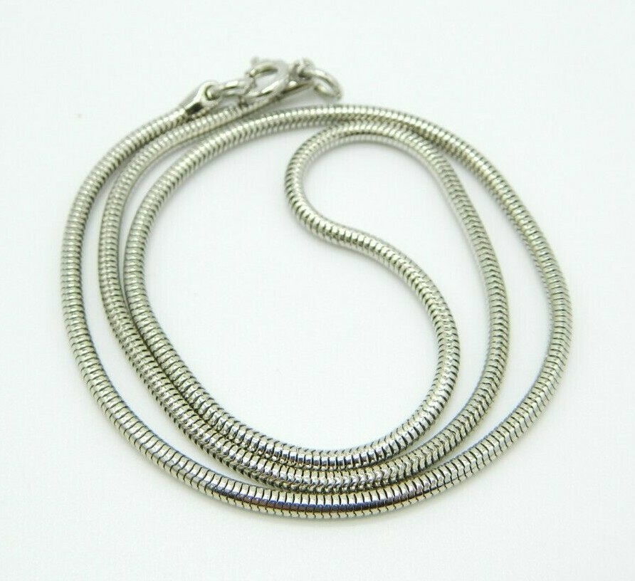 Pcraft Chain Link Silver Tone Coil Necklace Vintage 1960s 18.5″ Length