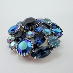 Signed Weiss Blue Aurora Borealis Rhinestones Brooch Pin Embellished Prong Set