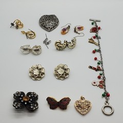 Vintage Assorted Jewelry Lot Sarah Cov Napier Anne Klein Juicy Couture Clip On