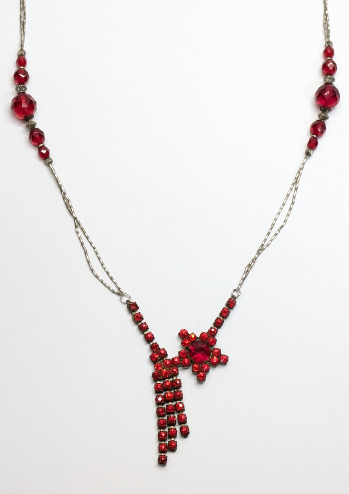 VTG Artisan Assemblage Czech Glass Red Rhinestone Asymmetrical Star Necklace
