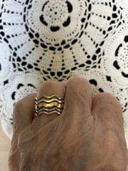 Avon Wave Ring Original 5 Bands Silver and Gold Tone 1970s Size 7 3/4