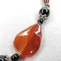 Polished Agate Beaded Necklace Rust Orange Black Toggle Boho 16″