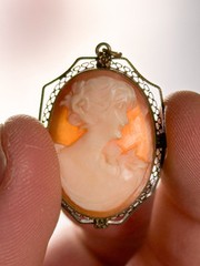 Vintage Costume Jewelry Last Cameo Orange Hand Carved Shell Gold Tone Pendant